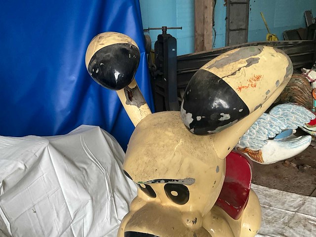 Schommelend carrouselhond - afbeelding 3 van  7