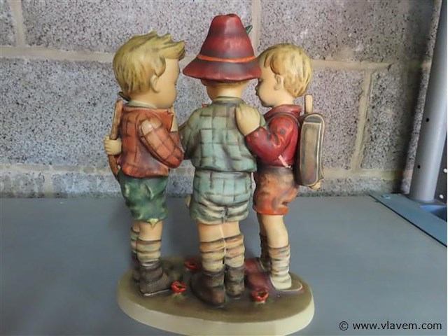 School boys - afbeelding 4 van  5