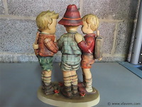 School boys - afbeelding 4 van  5