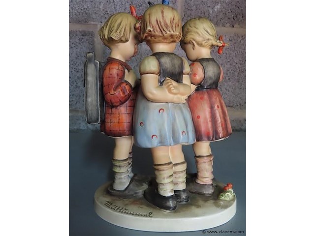 School girls - afbeelding 4 van  5