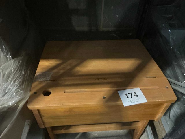 Schoolbank - afbeelding 2 van  4