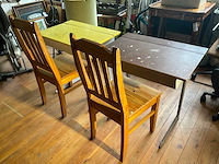 Schoolbanken met stoel - afbeelding 1 van  3