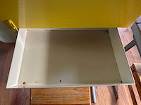 Schoolbanken met stoel - afbeelding 3 van  3