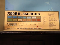 Schoolkaart met reliëf noord amerika - afbeelding 4 van  4