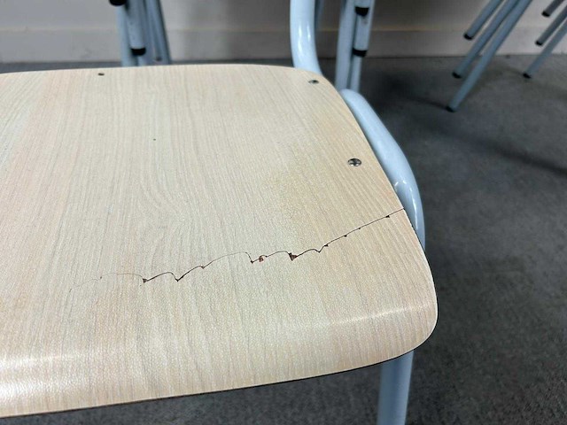 Schoolstoel - kantinestoel (19x) - afbeelding 4 van  5