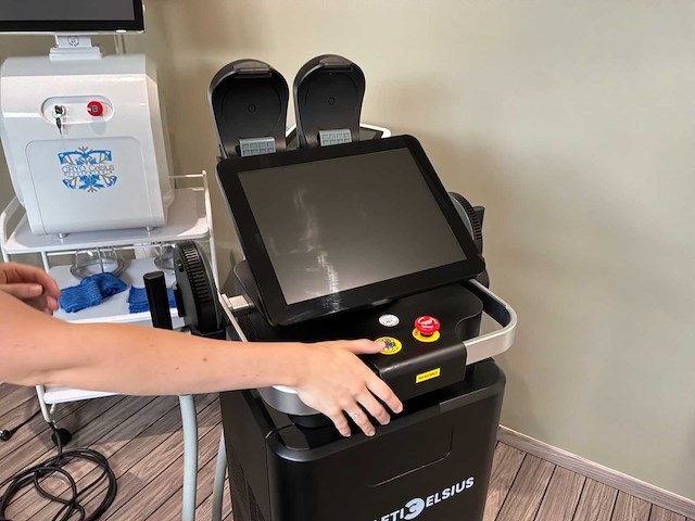 Schoonheid & gezondheid / esthetisch apparaat professionele elektrostimulatie atletisch celsius - afbeelding 9 van  18