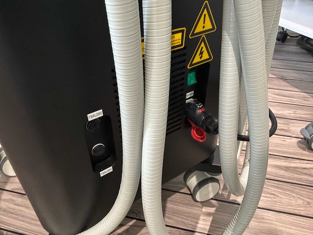 Schoonheid & gezondheid / esthetisch apparaat professionele elektrostimulatie atletisch celsius - afbeelding 17 van  18