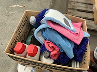 Schoonmaak benodigdheden/poetsgerief - afbeelding 11 van  11