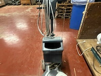 Schoonmaakmachine - afbeelding 2 van  5
