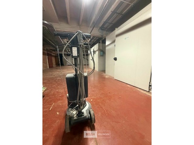 Schoonmaakmachine - afbeelding 3 van  5