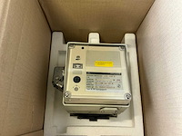 Schoppe&faeser industriële meetapparatuur in behuizing - afbeelding 1 van  9