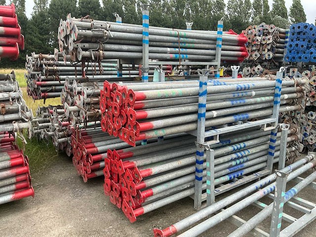 Schoren aannemersmateriaal - afbeelding 1 van  5