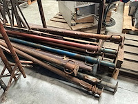 Schoren en schragen - afbeelding 4 van  8