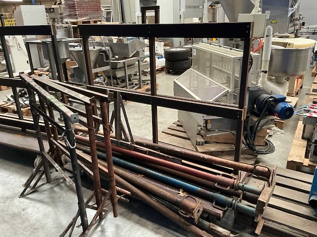 Schoren en schragen - afbeelding 7 van  8