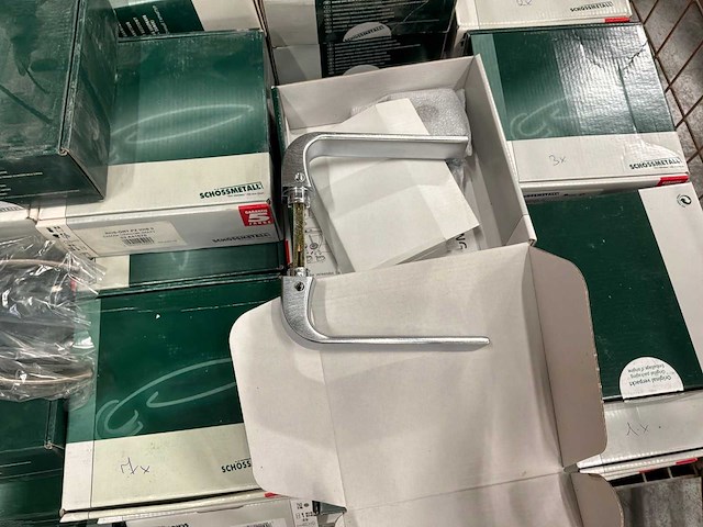 Schossmetall - divers matériaux d'entrepreneur - afbeelding 3 van  5