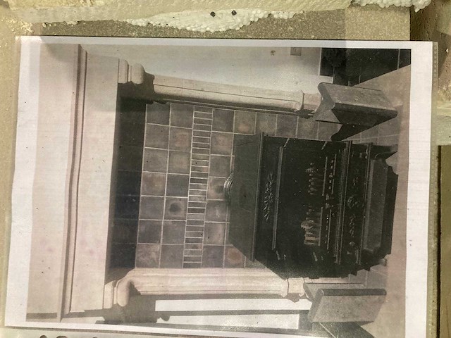 Schouw in bourgondische witsteen: savonnières (met breuk) - afbeelding 2 van  9