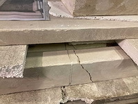 Schouw in bourgondische witsteen: savonnières (met breuk) - afbeelding 8 van  9