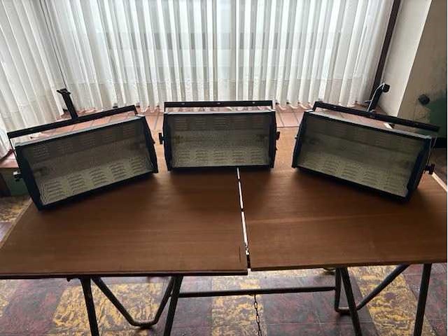 Schowtec - various light equipment (3x) - afbeelding 2 van  8