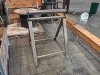 Schraag rvs met rol (3x) - afbeelding 2 van  2