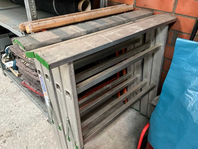 Schragen (6x) - afbeelding 1 van  4