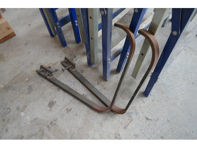 Schragen en ophanghaken - afbeelding 3 van  3