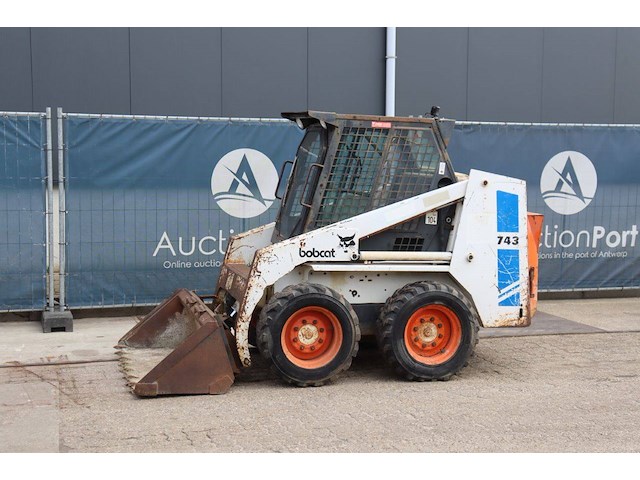 Schranklader bobcat 743 diesel - afbeelding 1 van  1