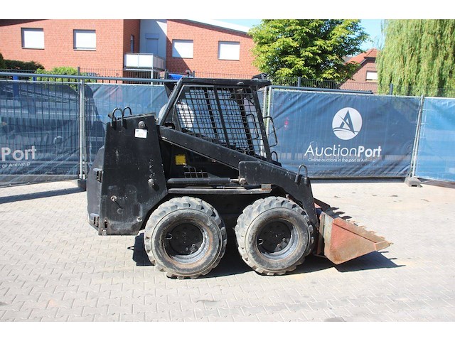 Schranklader bobcat 743 diesel - afbeelding 1 van  1