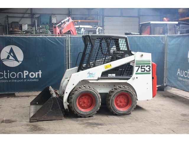 Schranklader bobcat 753 diesel 32kw - afbeelding 1 van  1