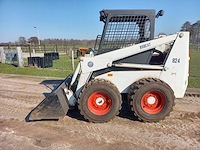 Schranklader bobcat 824 diesel 40kw - afbeelding 1 van  1