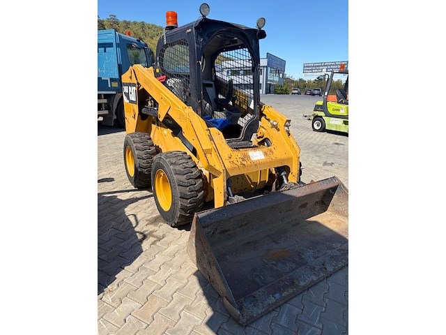 Schranklader caterpillar 246d diesel 2012 - afbeelding 1 van  1