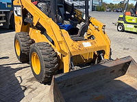 Schranklader caterpillar 246d diesel 2012