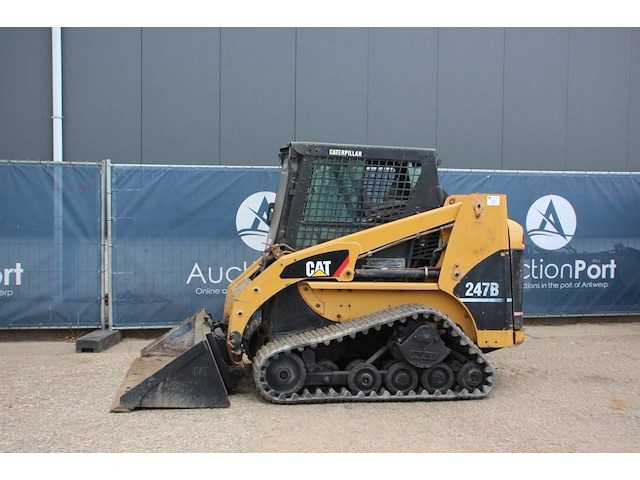 Schranklader caterpillar 247b diesel - afbeelding 1 van  1