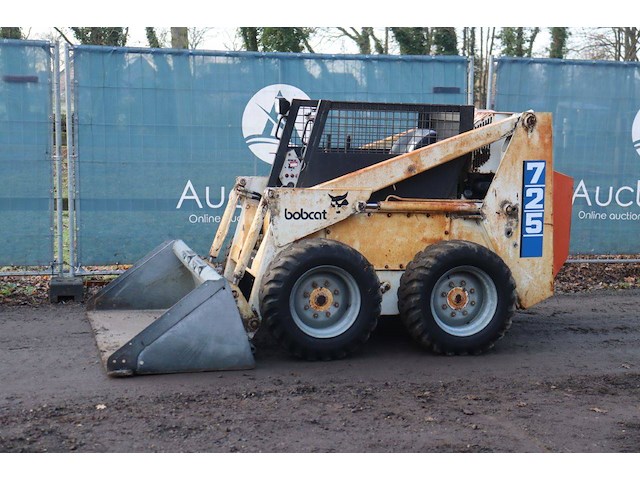 Schranklader clark bobcat 725 diesel - afbeelding 1 van  1