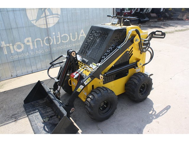 Schranklader delano s360 benzine 18pk 2026 nieuw demo - afbeelding 1 van  1