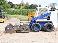 Schranklader gehl diesel met aandbouwdelen - afbeelding 1 van  1
