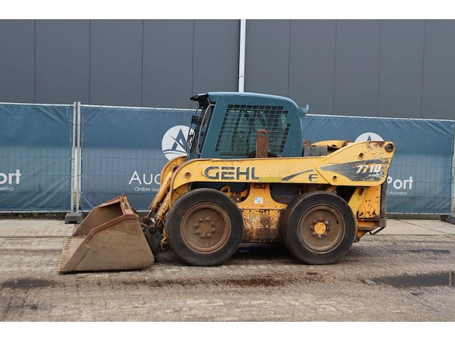 Schranklader gehl-mustang 7710 diesel 73.8kw - afbeelding 1 van  1