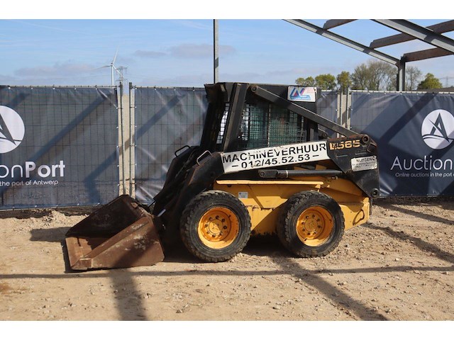 Schranklader new holland lx565 diesel 29kw 2011 - afbeelding 1 van  1