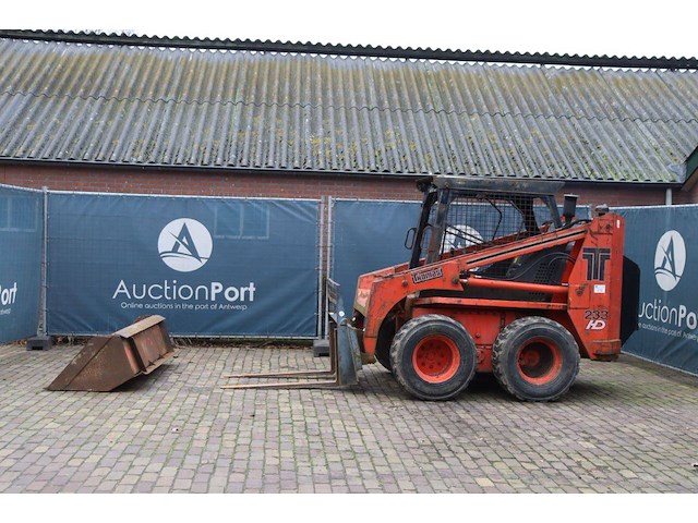 Schranklader thomas 233hd diesel 43.6kw - afbeelding 1 van  1