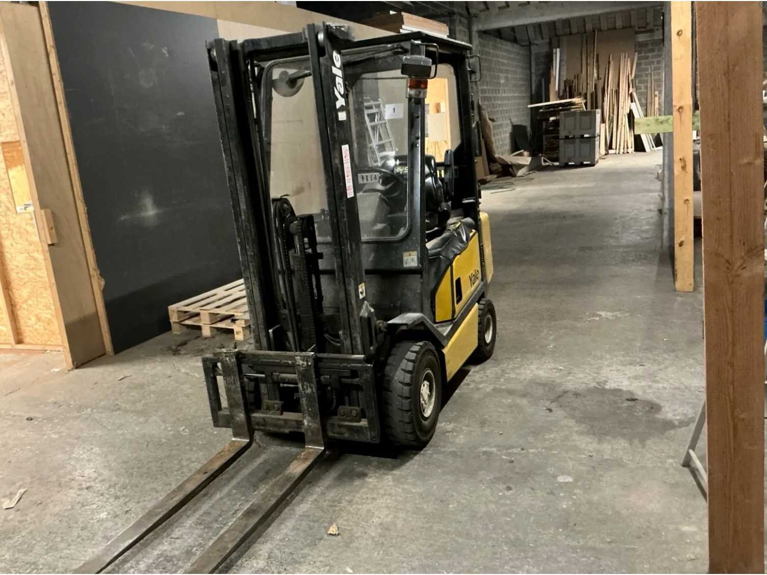 Schrijnwerkerij at interieur wegens faillissement