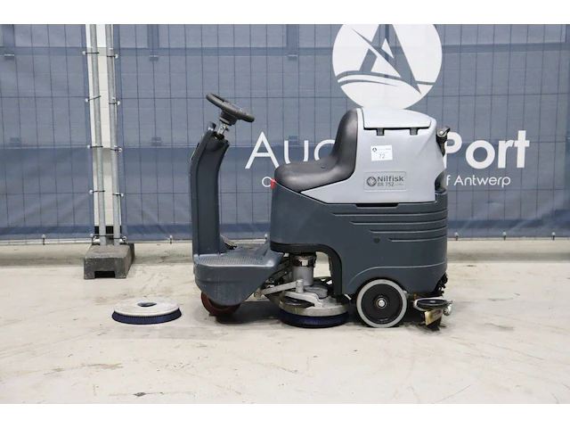 Schrobmachine nilfisk br752 elektrisch 24v 2023 - afbeelding 1 van  1
