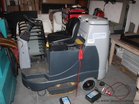 Schrobmachine, nilfisk, br755, 24v, sn 4000153986, werking niet gekend - afbeelding 1 van  4