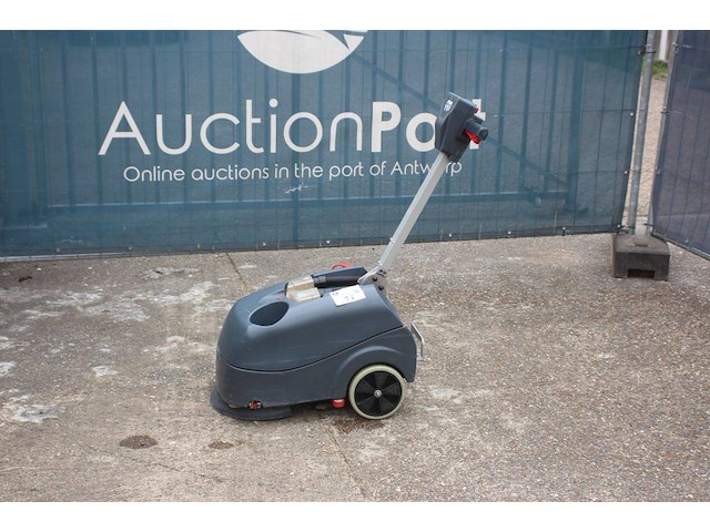 Schrobmachine numatic ttb1840-g/1 elektrisch - afbeelding 1 van  1
