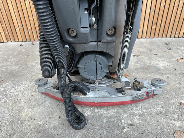 Schrobmachine tennat t3+ - afbeelding 9 van  11