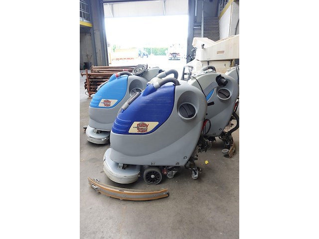 Schrobzuigmachine floorpul - afbeelding 1 van  11