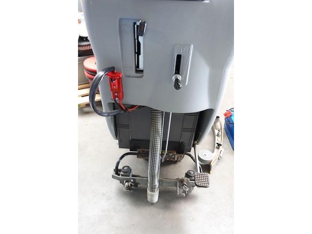 Schrobzuigmachine floorpul - afbeelding 11 van  15