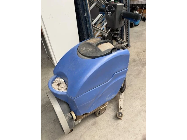 Schrobzuigmachine numatic - afbeelding 1 van  15