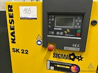 Schroefcompressor kaeser sk 22, bouwjaar 2014, vermogen van 11,0 kw en een maximale bedrijfsdruk van 11,0 bar. de compressor heeft 43.967 bedrijfsuren. - afbeelding 2 van  4