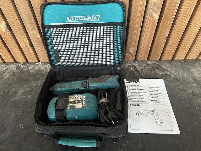 Schroefmachine makita td020d - afbeelding 1 van  3