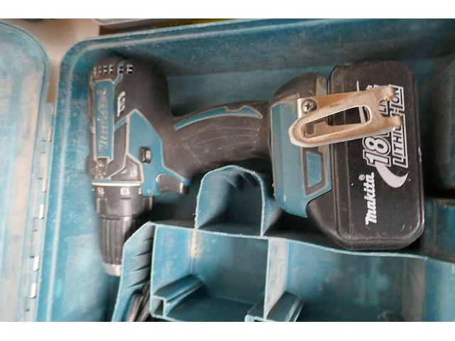 Schroefmachine makita - afbeelding 2 van  3