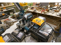 Schroefmachines en werflamp makita - afbeelding 3 van  4